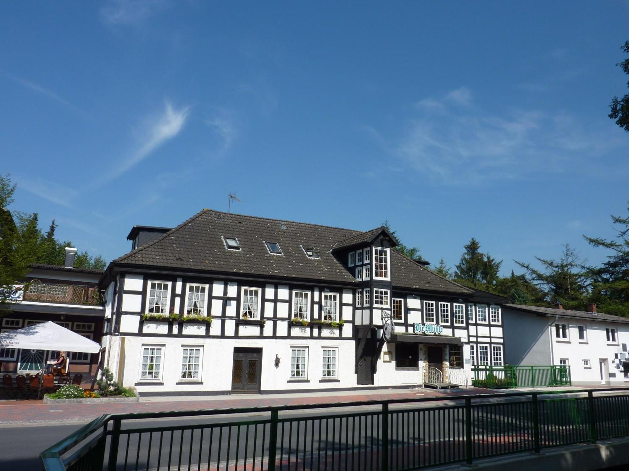 Akzent Hotel Zur Wasserburg - Hotel Garni Bed & Breakfast Harpstedt Exteriér fotografie